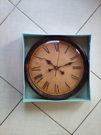 NEW Rustic Decorative Large 15" Wall Clock, Battery Operated