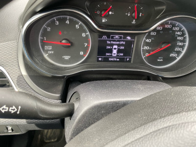 Chevrolet Cruz 2019 LT 