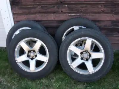 215/65r17 tires on 2009 charger rims-- only 3000 miles on them -- had to scrap car due to rusted fra...