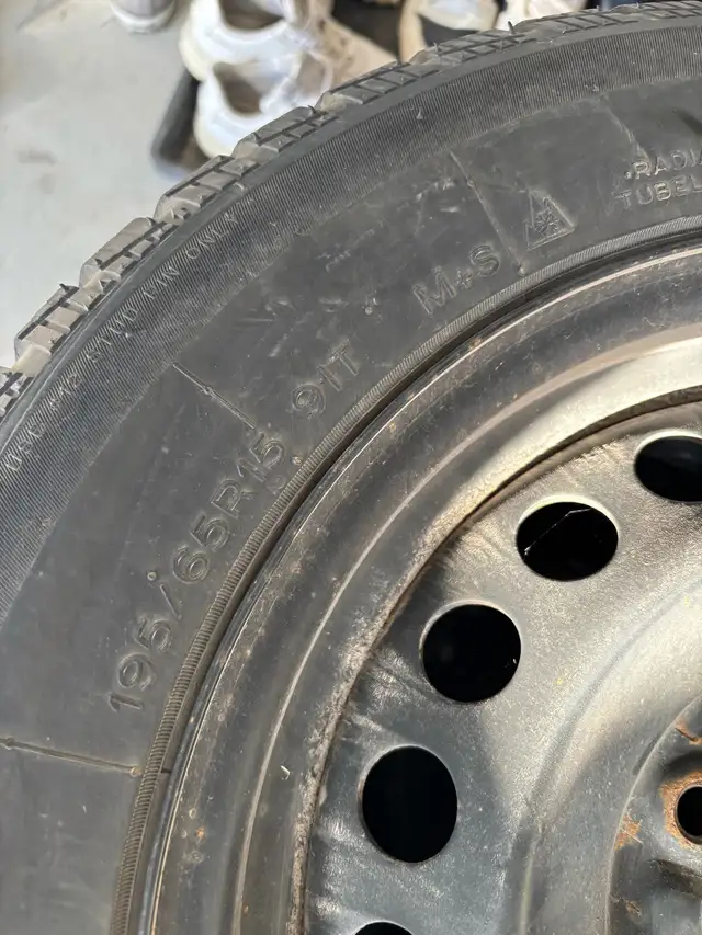 Snow Tires  in Tires & Rims in Mississauga / Peel Region - Image 2