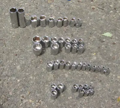 All are Stanley except for one deep socket. Sockets included: 3/8 deep 6 point: 11/16 Non-Stanley, 5...