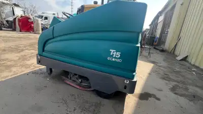 Tennant T-15 Commercial Cleaning Machine for Sale, View more