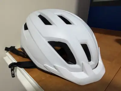 White Raleigh Flare Adult Bike Helmet, View more