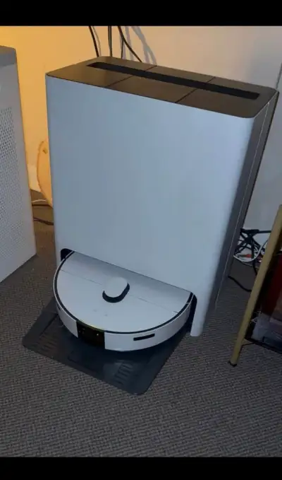 Samsung Combo AI Robot Vacuum and Mop Floor detecting Self cleaning Self charging NEW open box Price...