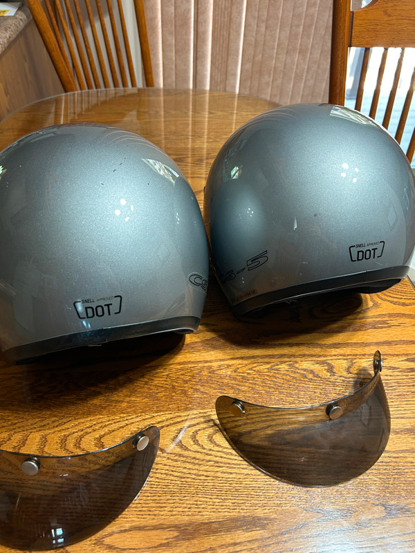 Motorcycle Helmets in Motorcycle Parts & Accessories in Kitchener / Waterloo