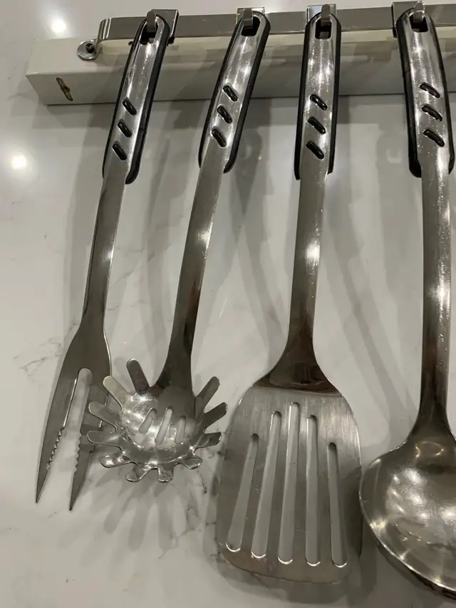 7 pieces stainless steel cooking utensils  in Kitchen & Dining Wares in Mississauga / Peel Region - Image 5