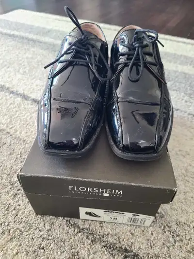 Florsheim boys leather shoes