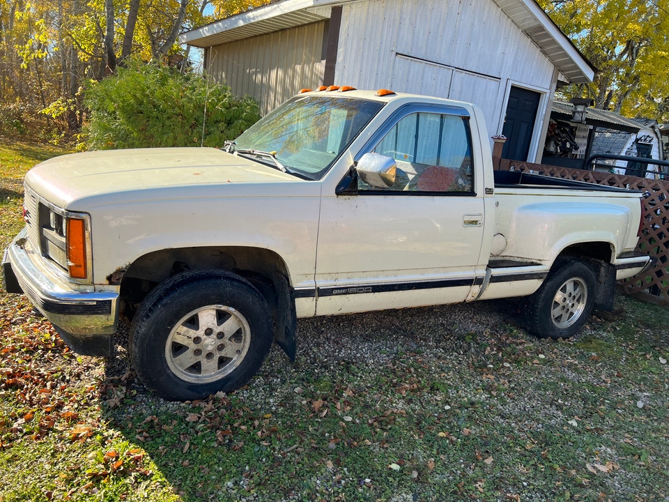 89’ GMC Sierra short box step side | Cars & Trucks | Winnipeg | Free ...