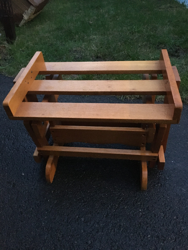 Furniture, all sorts, free Free Stuff Ottawa Kijiji