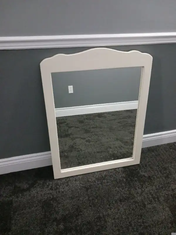 Large White Mirror in Other in Bedford - Image 8