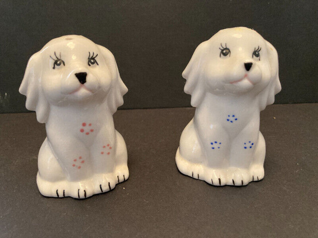 Vintage dog salt and pepper shakers S & P spaniels white puppies in Arts & Collectibles in Edmonton