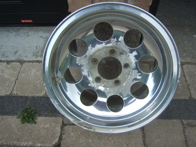 For Sale: Alcoa Aluminum 15" x 8" wheels 4.5" bolt pattern in Tires & Rims in Norfolk County - Image 3
