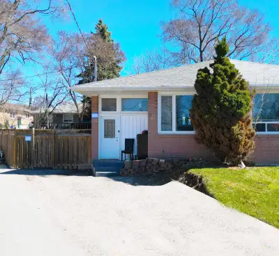 3Bed +1Bath House $2600 /mo Newmarket