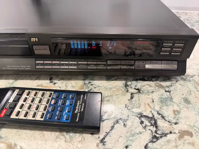 Technics SL-P500 CD player | Stereo Systems & Home Theatre | Gatineau ...