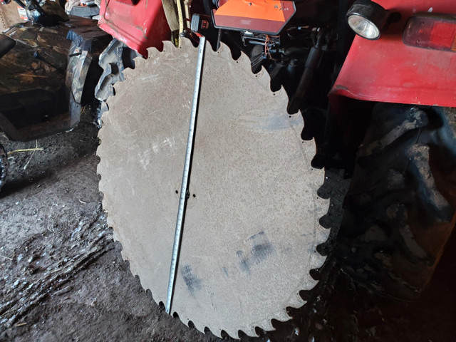 50" Saw blade in Arts & Collectibles in Belleville