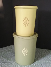 Vintage Tupperware - 2 Cannisters With Lids  (Yellow & Green)