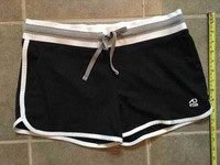 Nike athletic shorts $15 Medium, navy lined