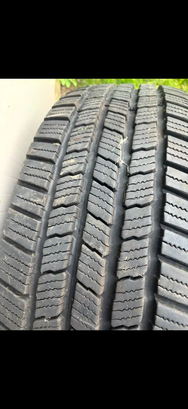 Michelin Defender LTX Tire 245/65R17 in Tires & Rims in City of Toronto - Image 2