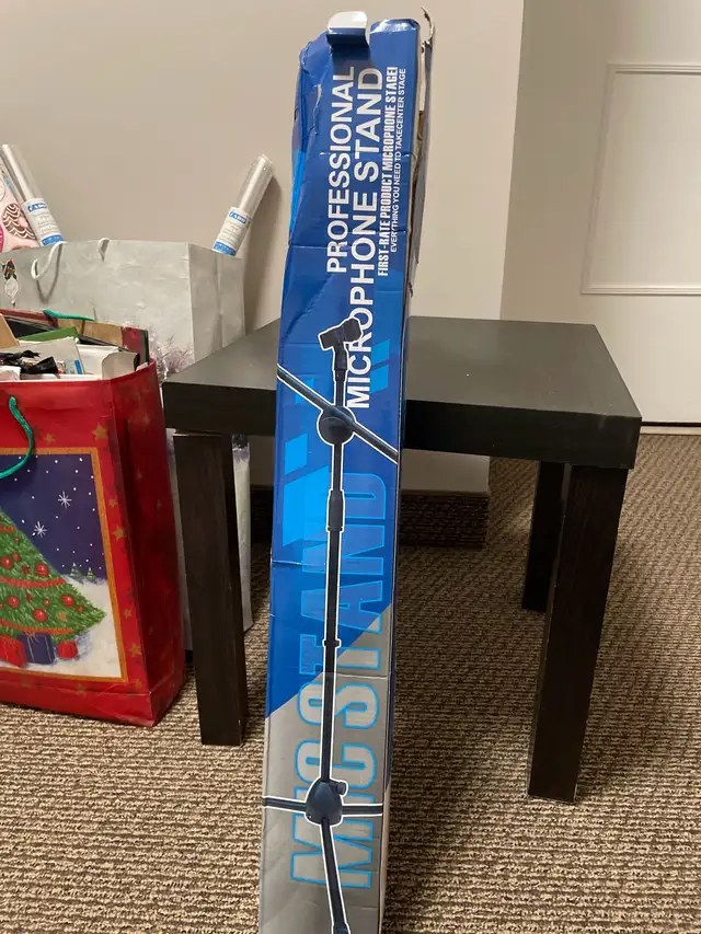 Professional microphone stand  in Pro Audio & Recording Equipment in Calgary - Image 2