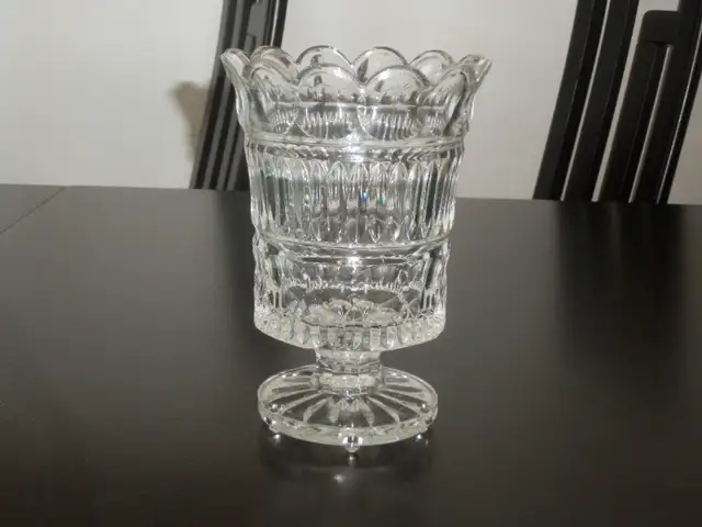Vase en cristal polonais par Fifth Avenue Crystal Ltd in Home Décor & Accents in Longueuil / South Shore - Image 2