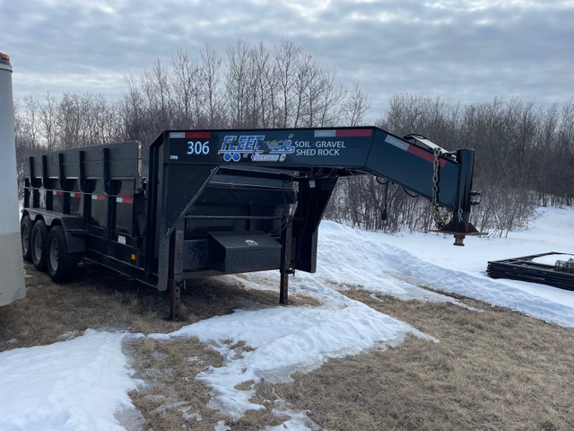 Selling 2014 Diamond C  16’ GN dump trailer  in Cargo & Utility Trailers in Saskatoon - Image 2