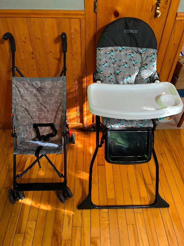 excellent shape umbrella stroller and high chair in Strollers, Carriers & Car Seats in Bedford - Image 4