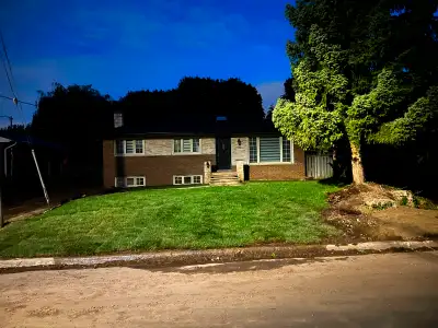 Newly Renovated 3-Bedroom, 2-Bath Bungalow Mississauga