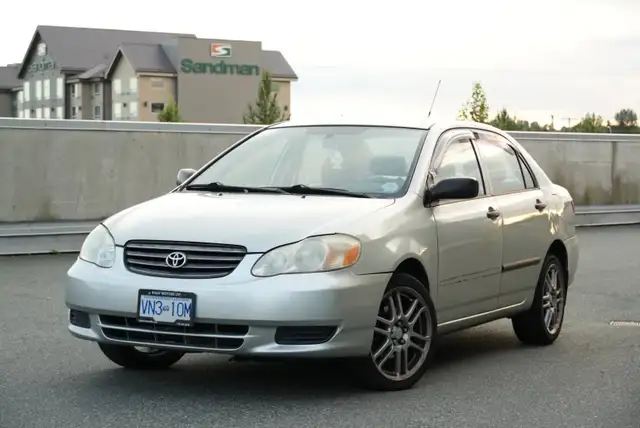 2003 toyota carolla