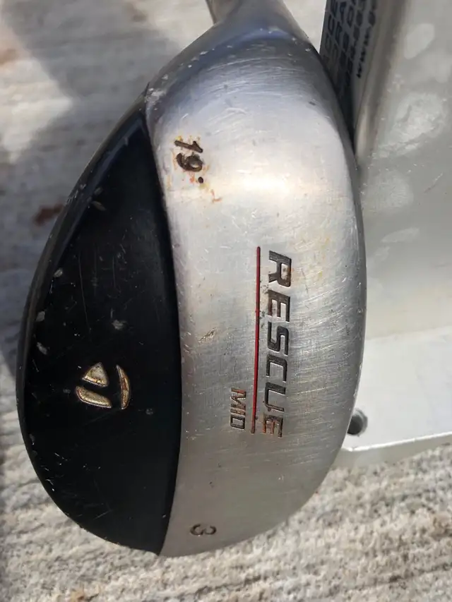 Rescue Mid 3 Taylormade golf club in Golf in Mississauga / Peel Region - Image 2