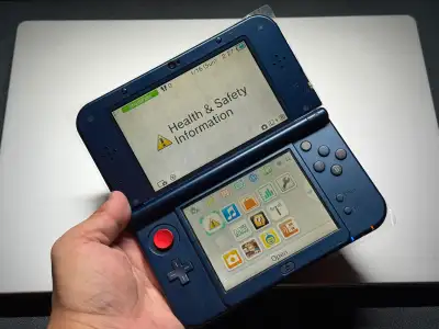 New Nintendo 3DS XL – Red & Blue Custom Build, View more