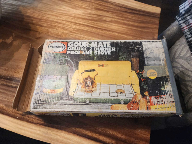 Like new Primus Gour-mate Deluxe 2 Burners Propane Stove in Fishing, Camping & Outdoors in Oshawa / Durham Region