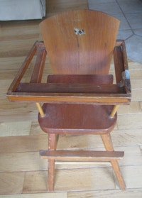 Miniature high chair (needs TLC)