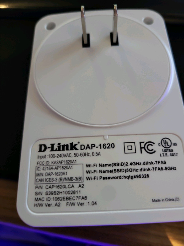 D-Link Wifi extender in Networking in St. Catharines - Image 2