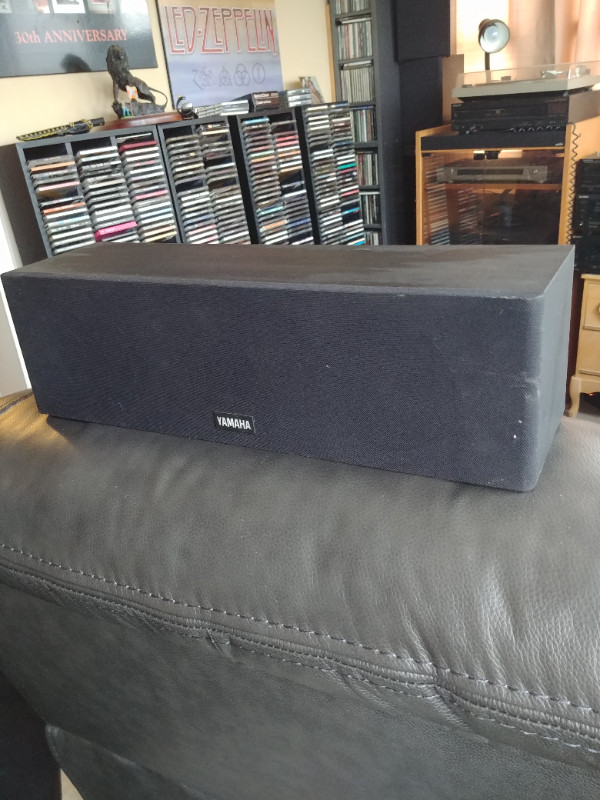 audio . Yamaha center channel . model : ns-ap100 ns- ac2 . $35 . in Stereo Systems & Home Theatre in Windsor Region - Image 3