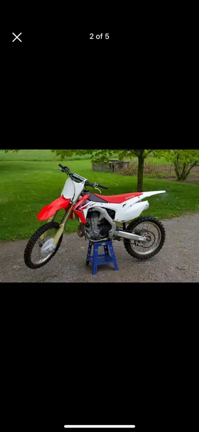 2014 crf 450r low hours mint condition. I’m the Second owner, first guy had as a spare for his race...