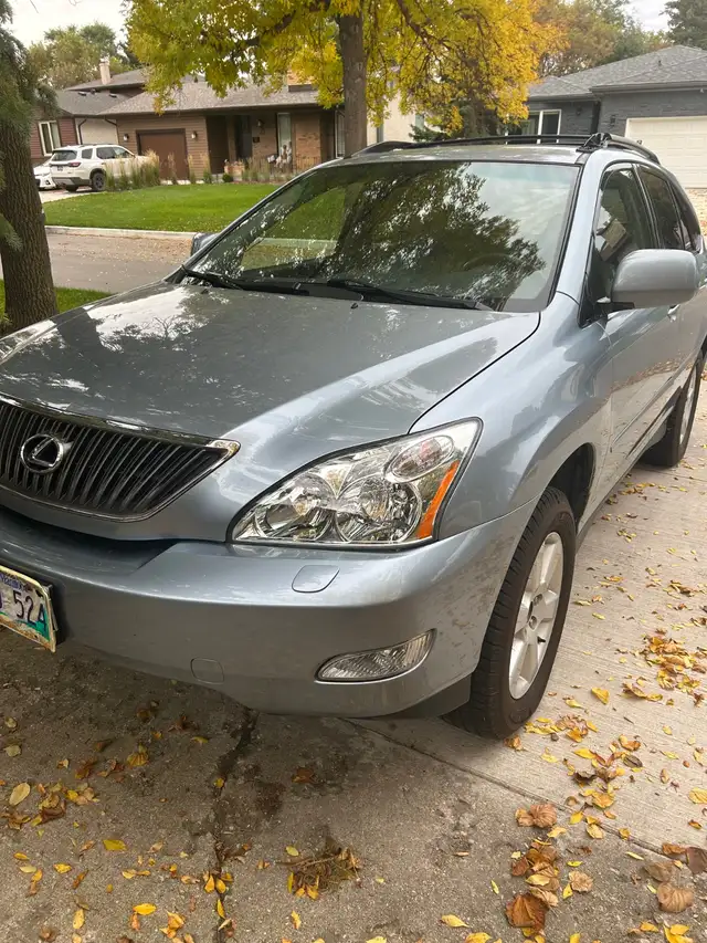 Clean, Safetied, Low Mileage 2005 Lexus RX330