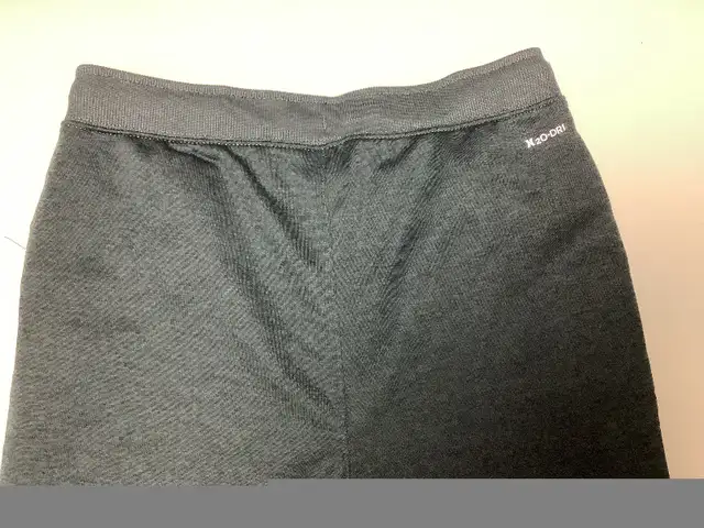Pantalon Hurley (18/20 ans) in Kids & Youth in Longueuil / South Shore - Image 9