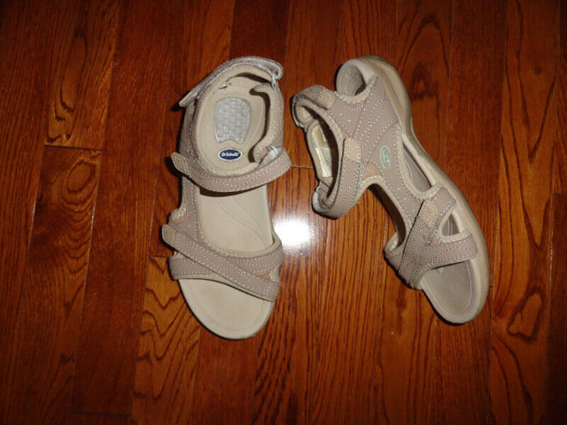 Women's Sandals - Size 7 and 8 - Very Good Condition in Women's - Shoes in Saint John - Image 4