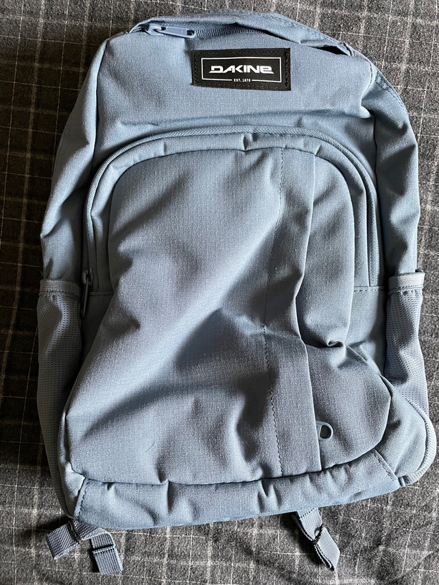 Dakine Campus Backpack 18L in Kids & Youth in Penticton