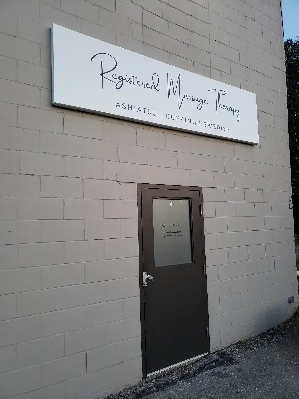 Commercial Retail Warehouse Studio Professional office in Commercial & Office Space for Rent in Kitchener / Waterloo - Image 3