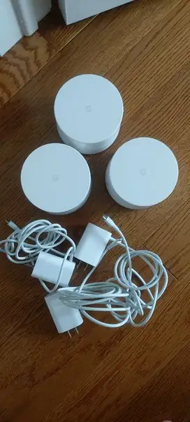 Google Wifi Mesh (3 pods), View more