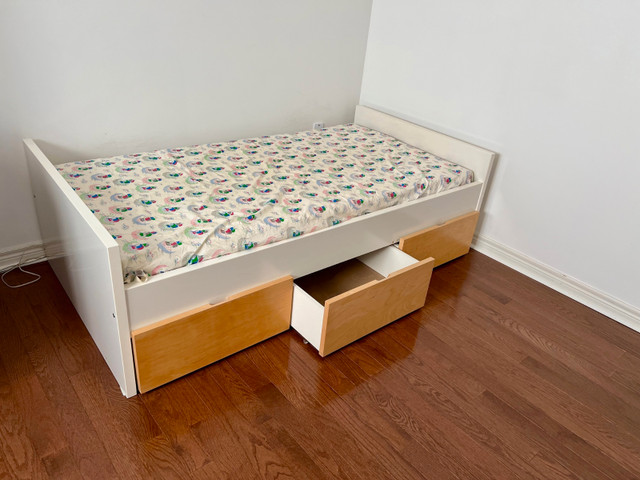 IKEA Bed in Beds & Mattresses in Markham / York Region - Image 2