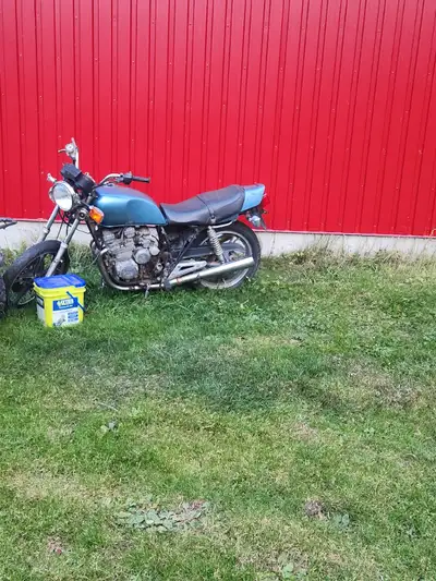 Moteur pas coller peu être remi sur la route ou projet sans papier nego