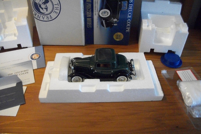 Franklin Mint 1/24 Scale Die Cast 32 Ford Deuce Coupe in Hobbies & Crafts in Medicine Hat - Image 2