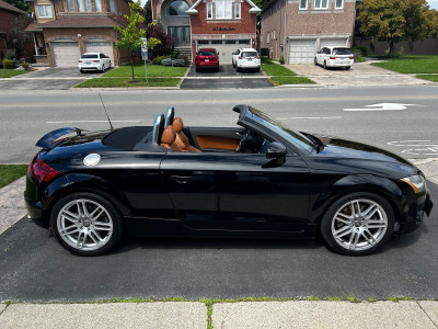 Audi TT,  Manual with baseball glove leather. 2008