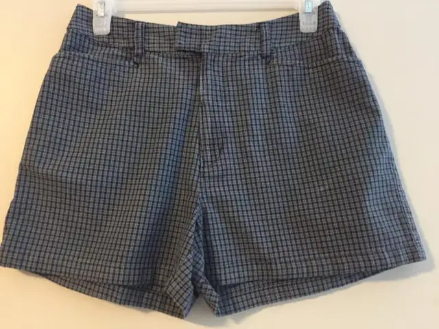 Woman Bossini Plaid shorts, 100% Cotton size S. in Women's - Bottoms in Markham / York Region - Image 2