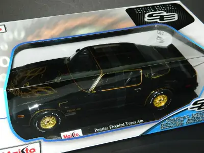 Maisto 1/18 1978 Pontiac Firebird Trans Am Diecast, View more