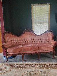 Pink victorian antique sofa 