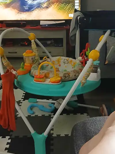 Selling our jolly jumper as our LO has little to no interest In being in it since learning how to si...