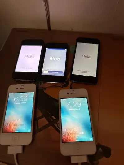 iPhone 4, 4S, 5S, iPod Touch - Lot of 5 Devices, View more